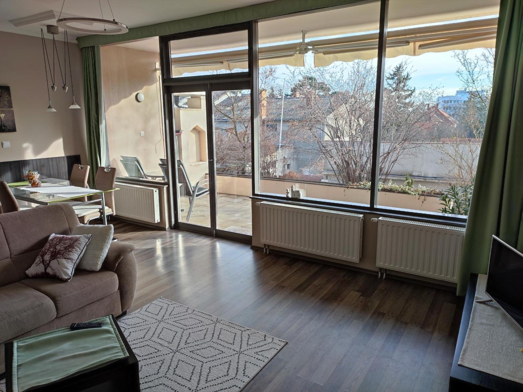 Lux Apartman Balatonfured Ngoại thất bức ảnh