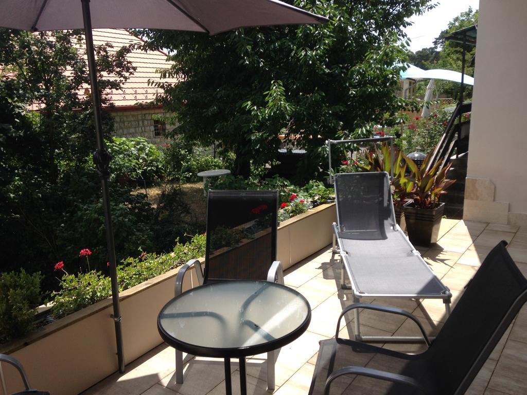 Lux Apartman Balatonfured Ngoại thất bức ảnh
